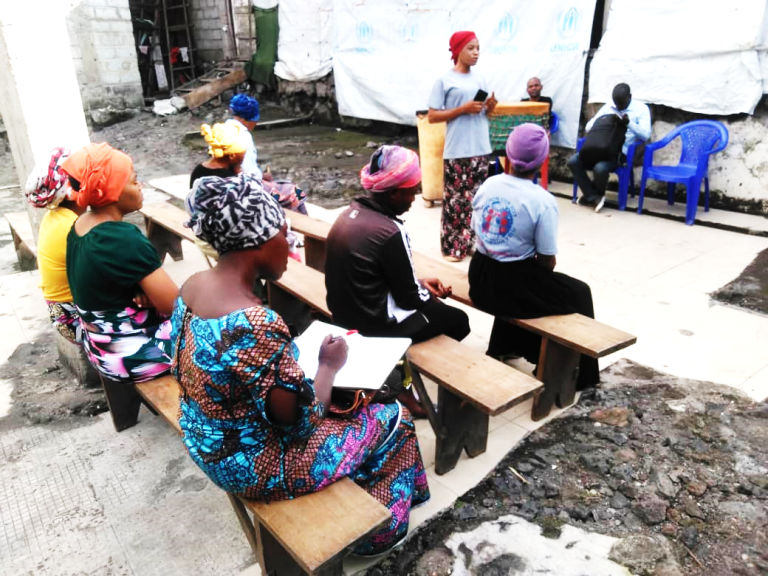 Sensibilisation Des Femmes Du Territoire De NYIRAGONGO Sur Leur Implication Dans La Défense De Leur Droit à La Dignité Et L’accès Aux bonnes Pratiques Hygiénique pendant Leur Période De Mensualisation